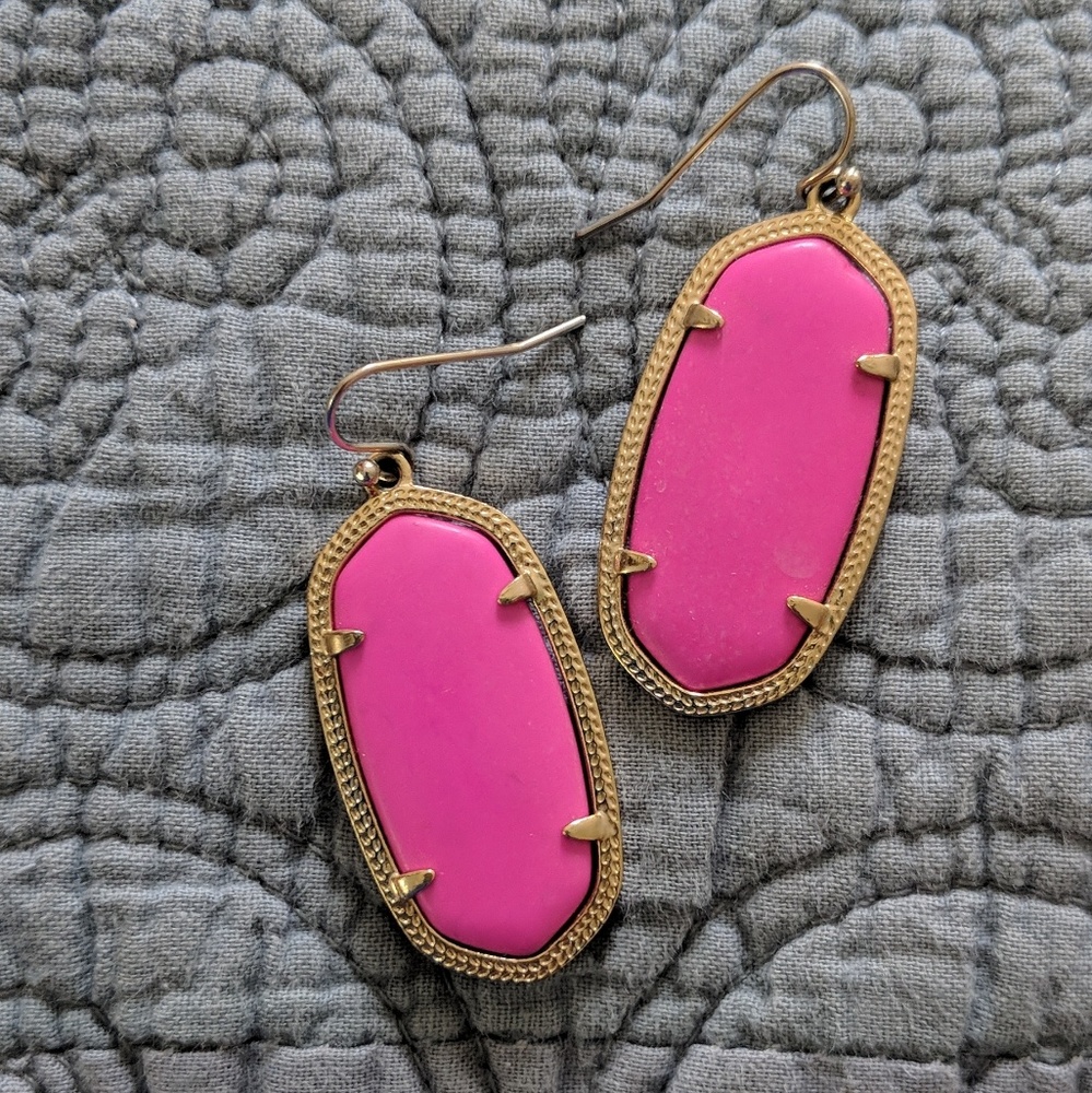 Kendra Scott pink earrings